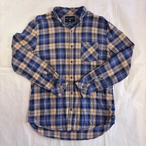 Billabong Men's Flannel marked XL, fits M, in GUC